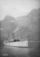 DS KONG HARALD (1906) im Trollfjord / public domain - Fotograf: Anders Beer Wilse/Norwegian Museum of Cultural History