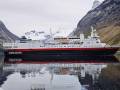 MS VESTERÅLEN im Hjorundfjord - April 2026